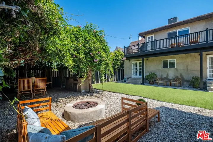 851 S Orange Drive, Los Angeles, California 90036