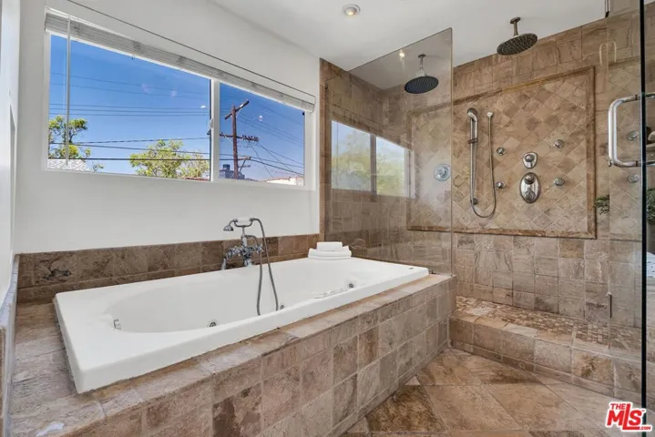 851 S Orange Drive, Los Angeles, California 90036