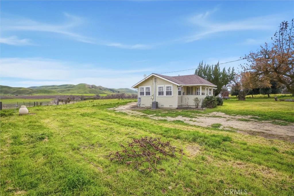 800 Truesdale Road, Shandon, California 93461 home-pic-10