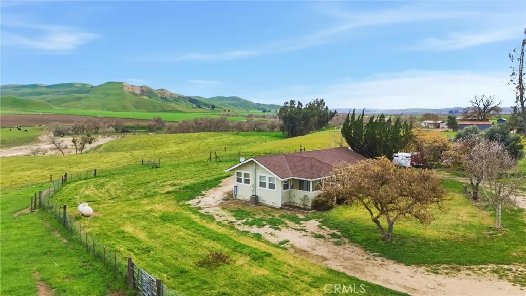 800 Truesdale Road, Shandon, California 93461 home-pic-49