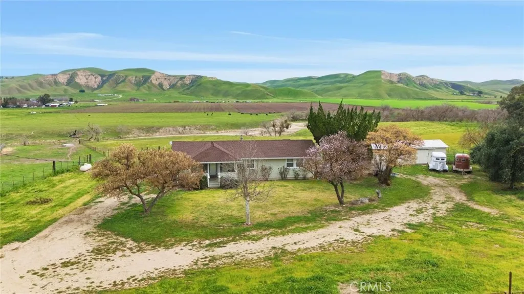 800 Truesdale Road, Shandon, California 93461 home-pic-33