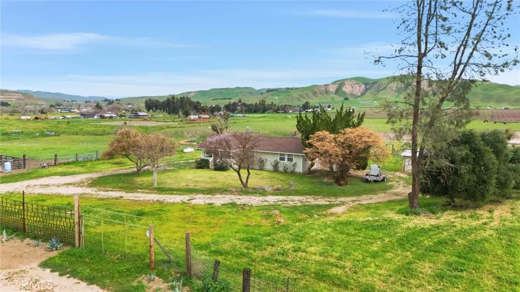 800 Truesdale Road, Shandon, California 93461 home-pic-34