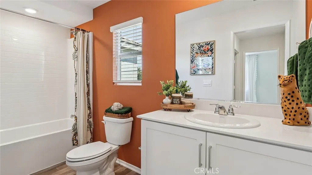 30968 Olas Court, Lake Elsinore, California 92530 home-pic-35