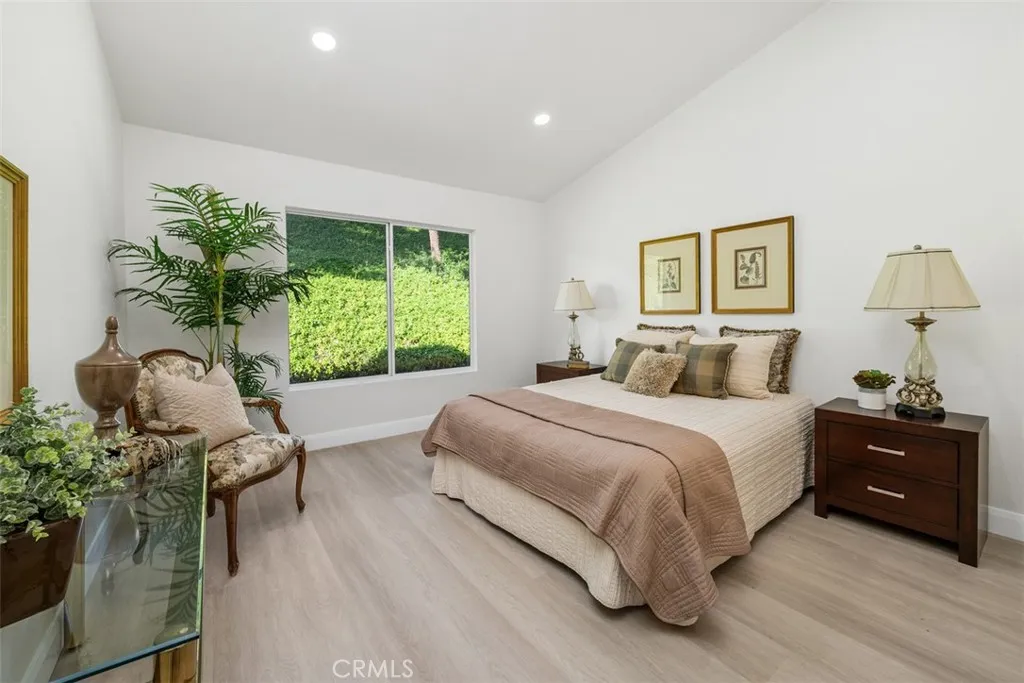 23581 Ribalta, Mission Viejo, California 92692 home-pic-12