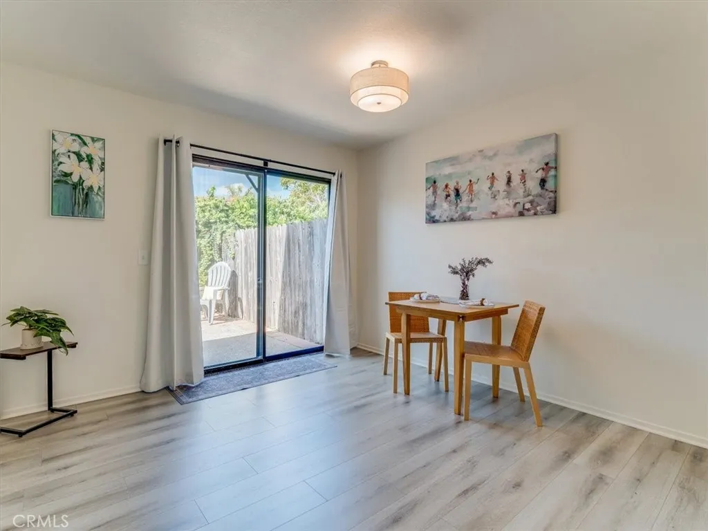 676 N 12th Street  home-pic-17