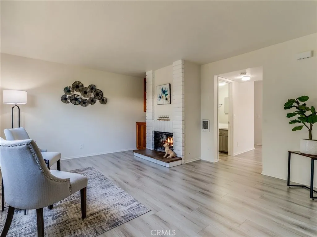 676 N 12th Street  home-pic-6