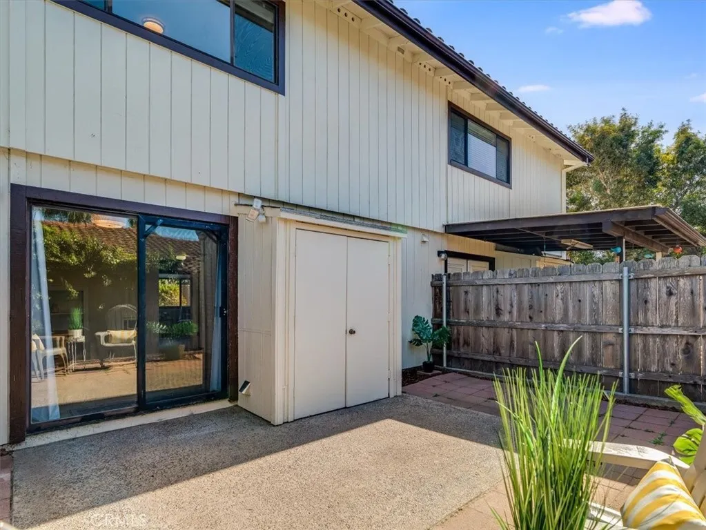 676 N 12th Street  home-pic-31