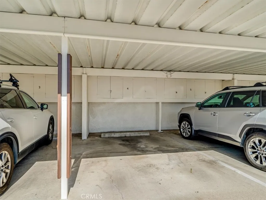 676 N 12th Street  home-pic-33