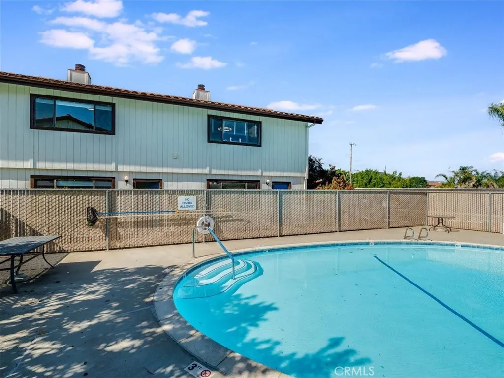 676 N 12th Street  home-pic-36