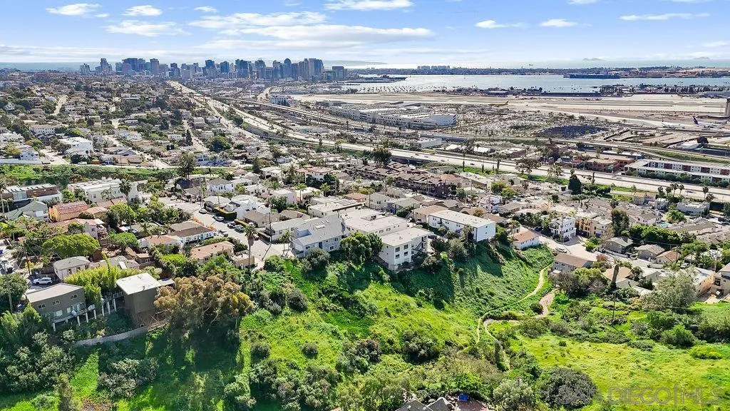 1828 Linwood St 1, San Diego, California 92110 home-pic-29