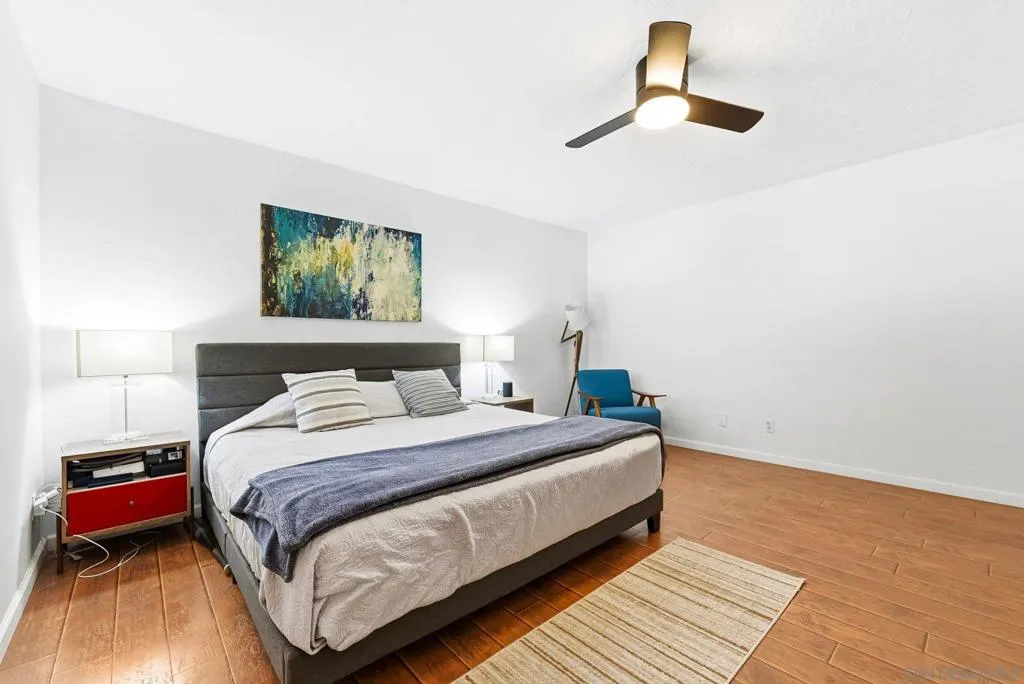 1828 Linwood St 1, San Diego, California 92110 home-pic-16