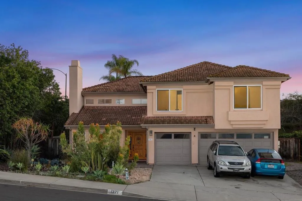 1371 Hinrichs Way, Escondido, California 92027 home-pic-3