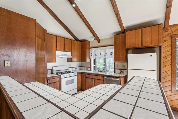 TILE COUNTERS