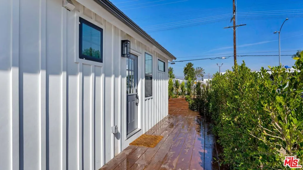 6763 Case Avenue, North Hollywood, California 91606 home-pic-26