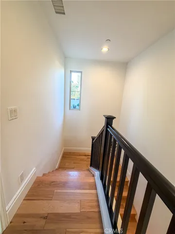 1752 Grand 4, Long Beach, California 90804