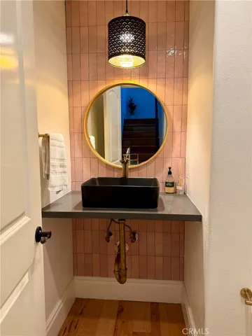 1752 Grand 4, Long Beach, California 90804