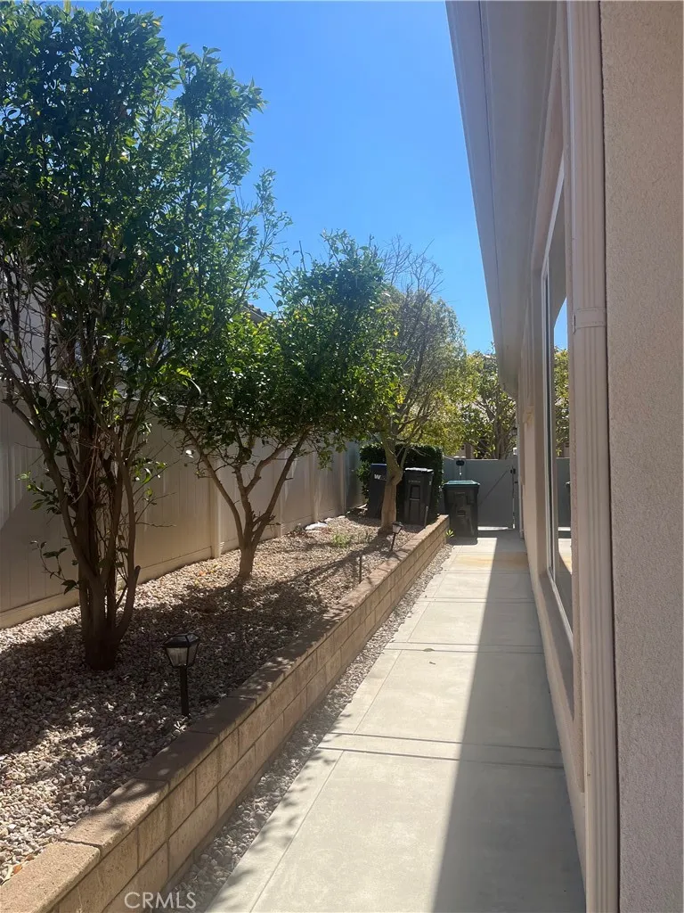 5957 Indian Canyon Drive, Banning, California 92220 home-pic-21