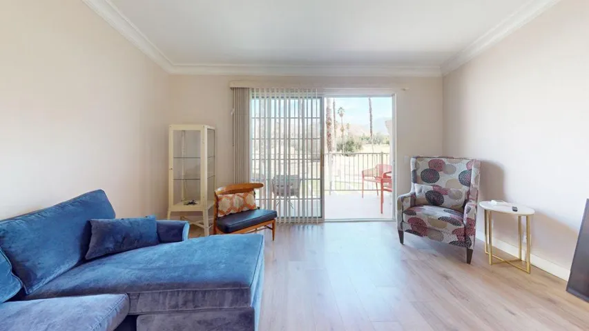 505-Farell-O90-Living-Room