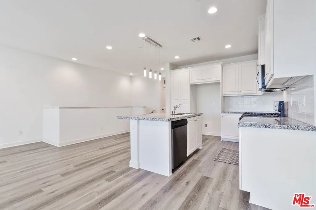 3970 S Oasis Paseo 222, Ontario, California 91761 home-pic-32