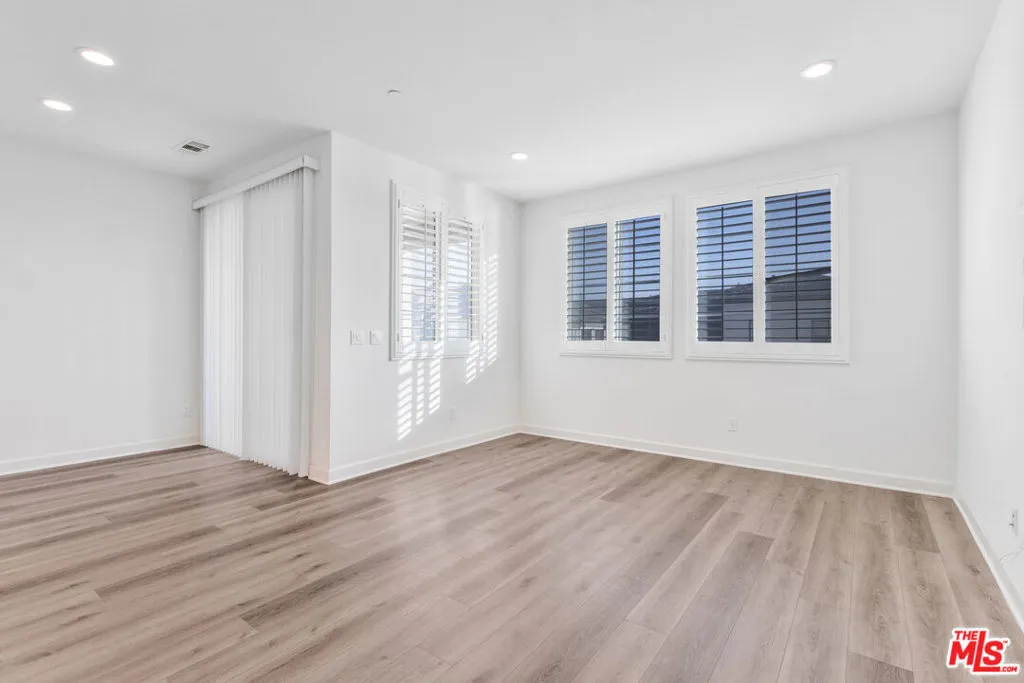 3970 S Oasis Paseo 222, Ontario, California 91761 home-pic-26