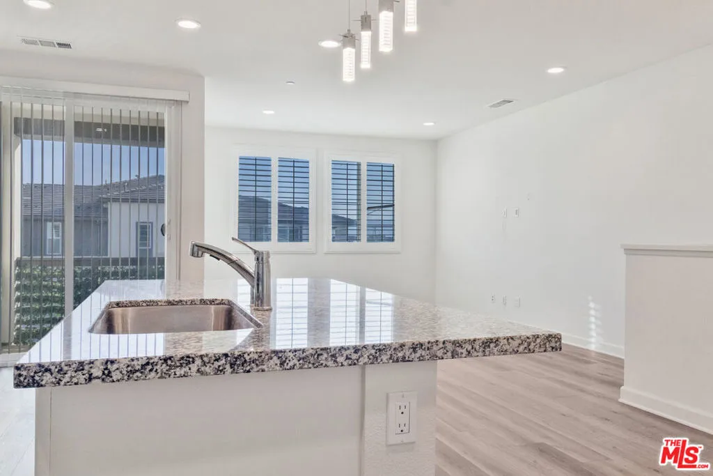 3970 S Oasis Paseo 222, Ontario, California 91761 home-pic-42