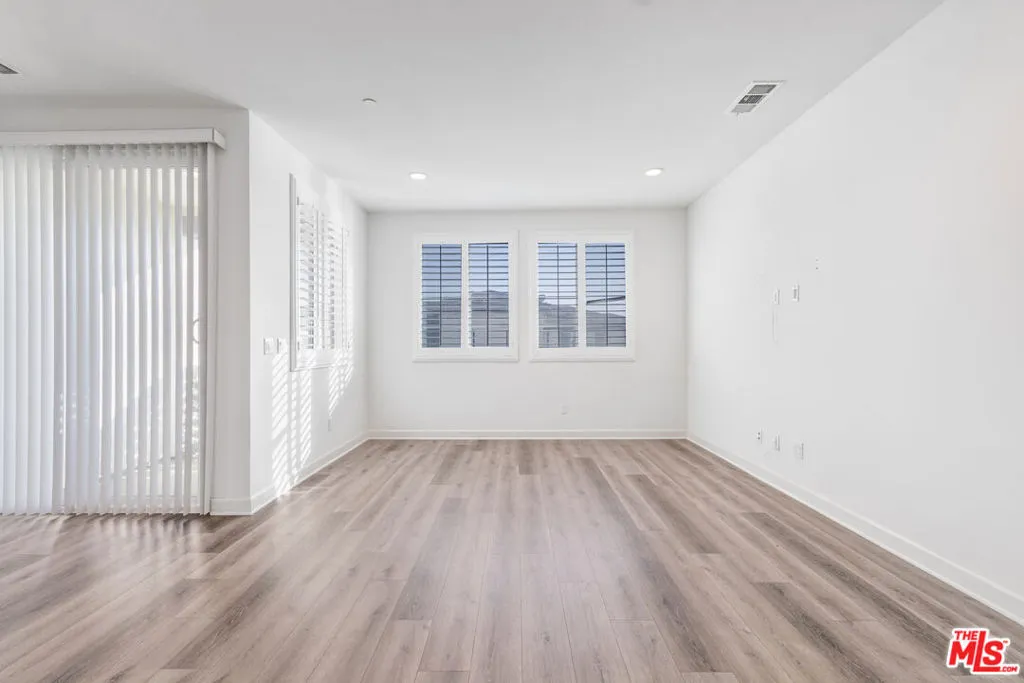 3970 S Oasis Paseo 222, Ontario, California 91761 home-pic-22
