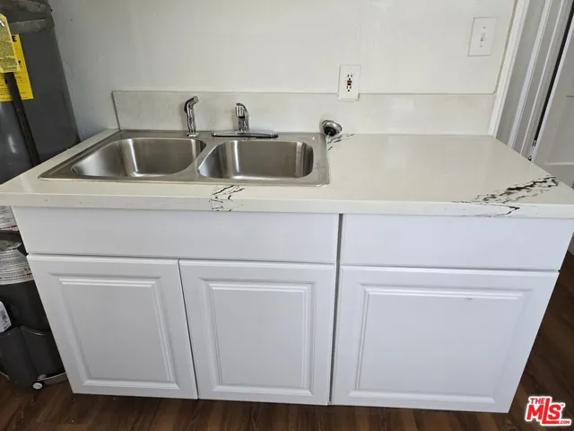 Kitchen  sink cabinet