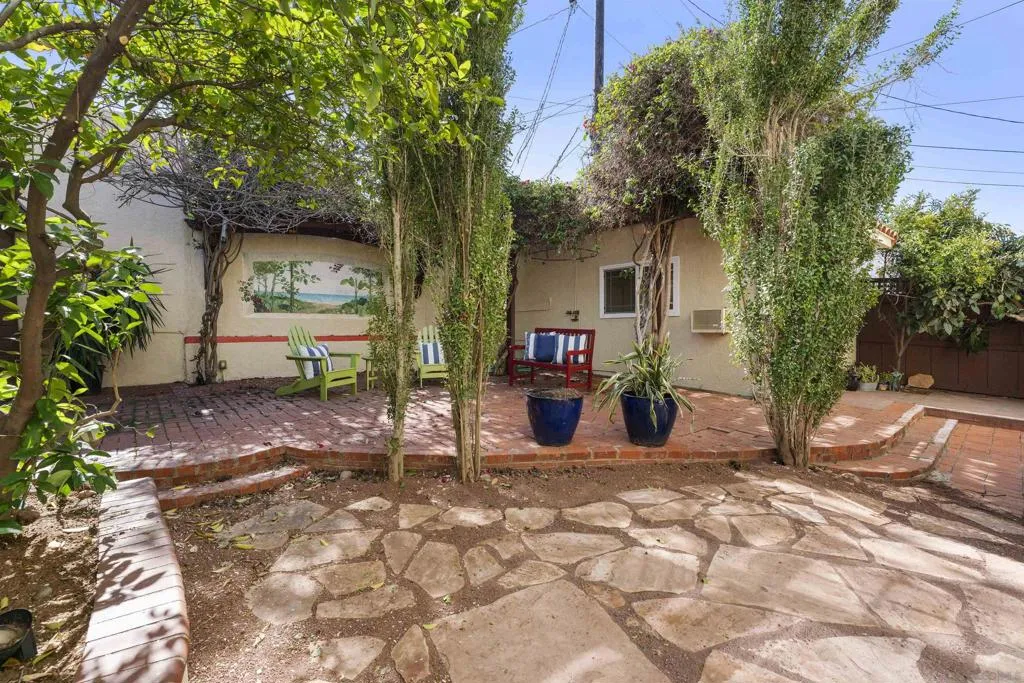 2669 San Marcos, San Diego, California 92104 home-pic-26