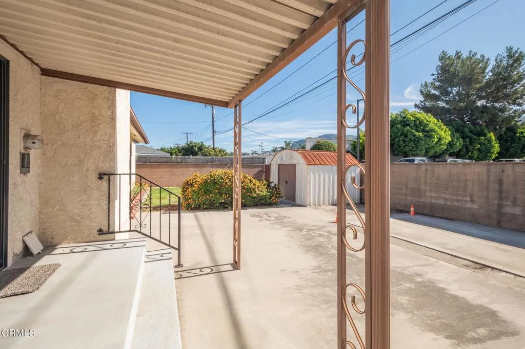 304 Moultrie Place, Santa Paula, California 93060 home-pic-17