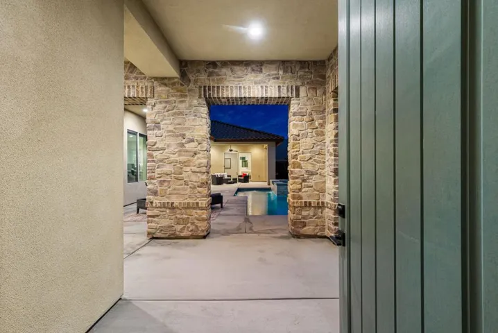 12-web-or-mls-RPChampion_OPMG_0226_012