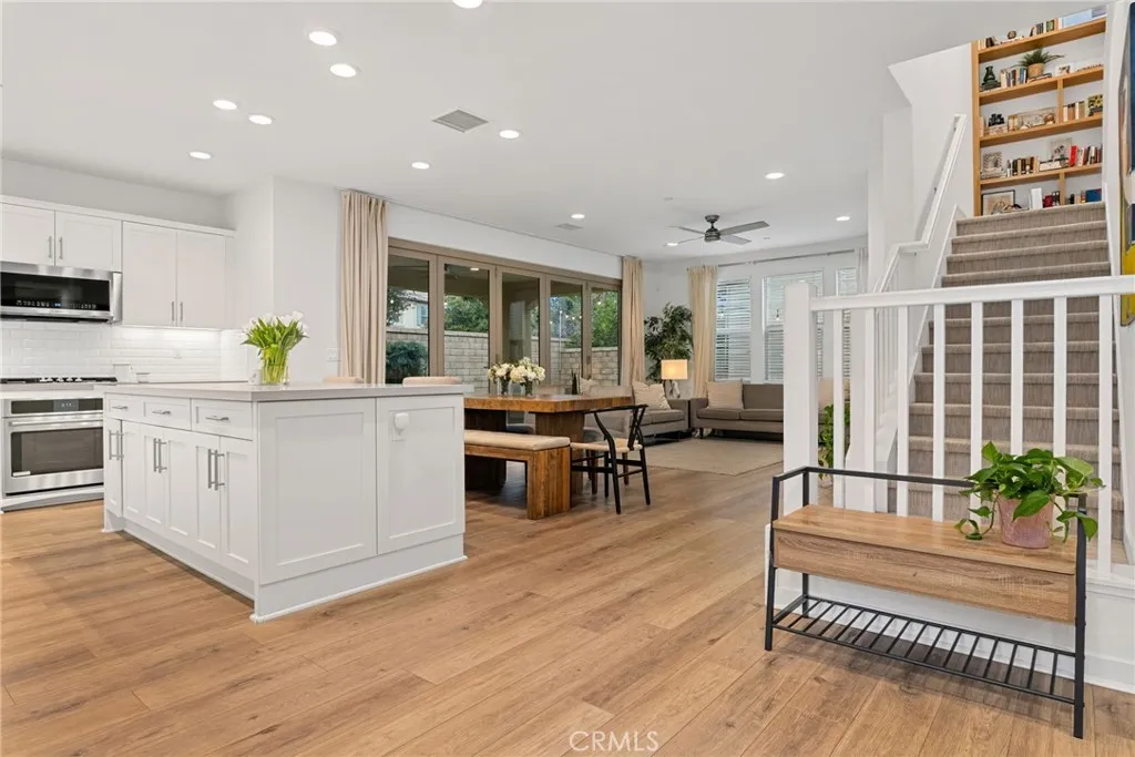 10 Eclipse, Lake Forest, California 92630 home-pic-4