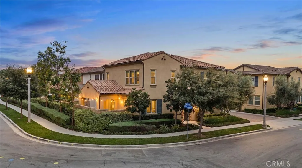10 Eclipse, Lake Forest, California 92630 home-pic-1