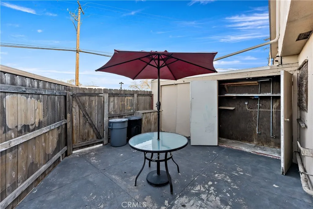 5188 W Ashlan, Fresno, California 93612 home-pic-14