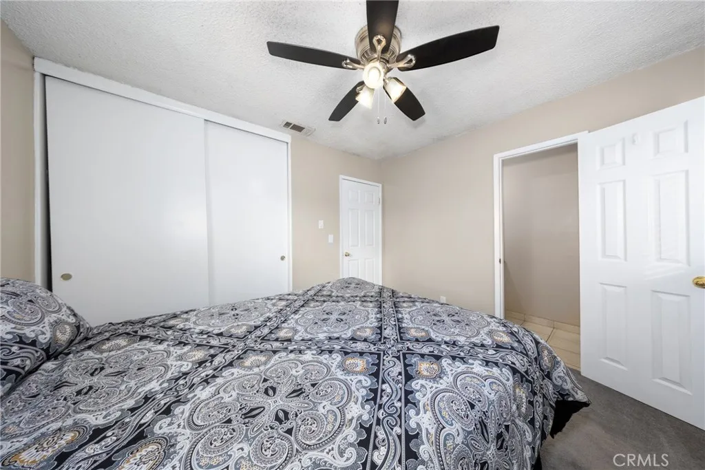 669 W Grovewood, Bloomington, California 92316 home-pic-19