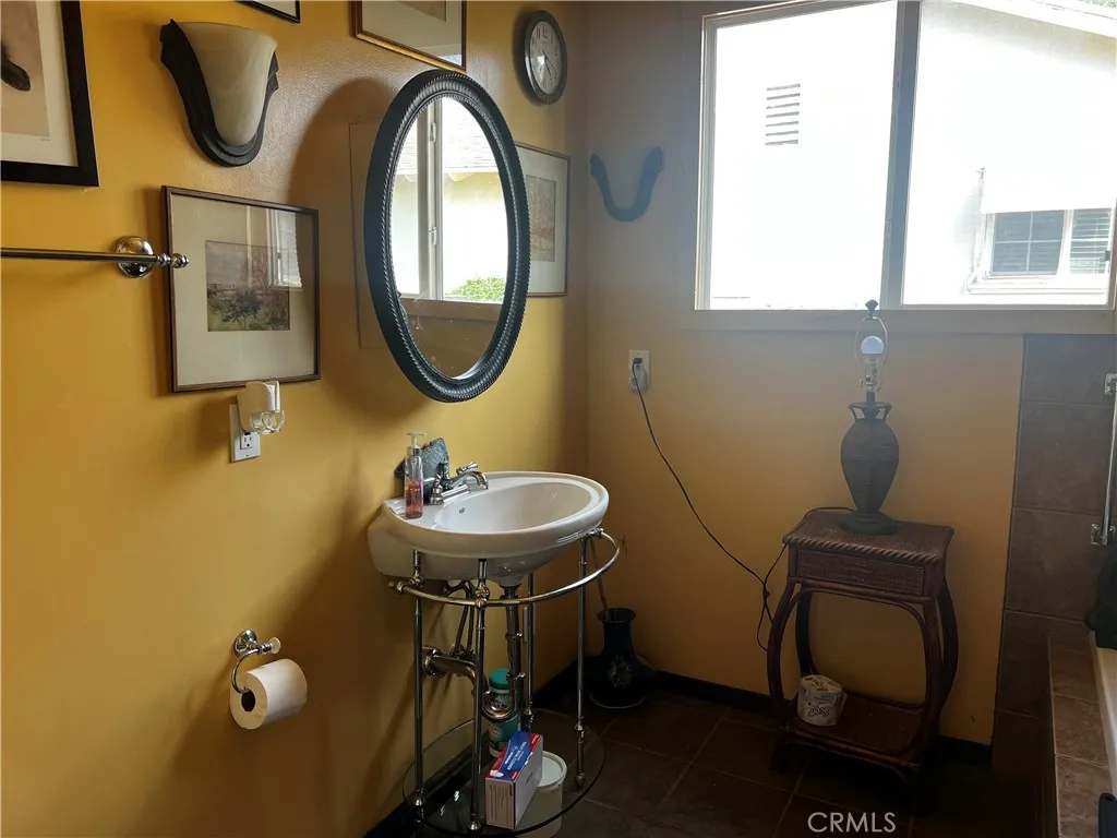 17945 Tulsa Street, Granada Hills, California 91344 home-pic-7