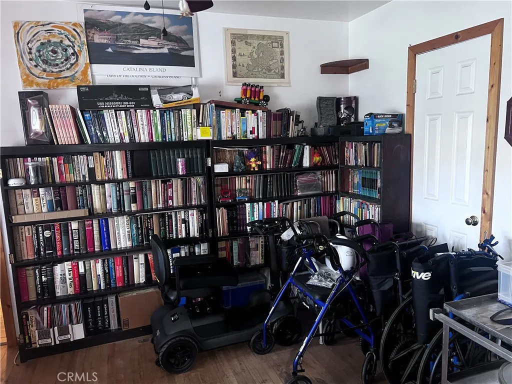 17945 Tulsa Street, Granada Hills, California 91344 home-pic-13