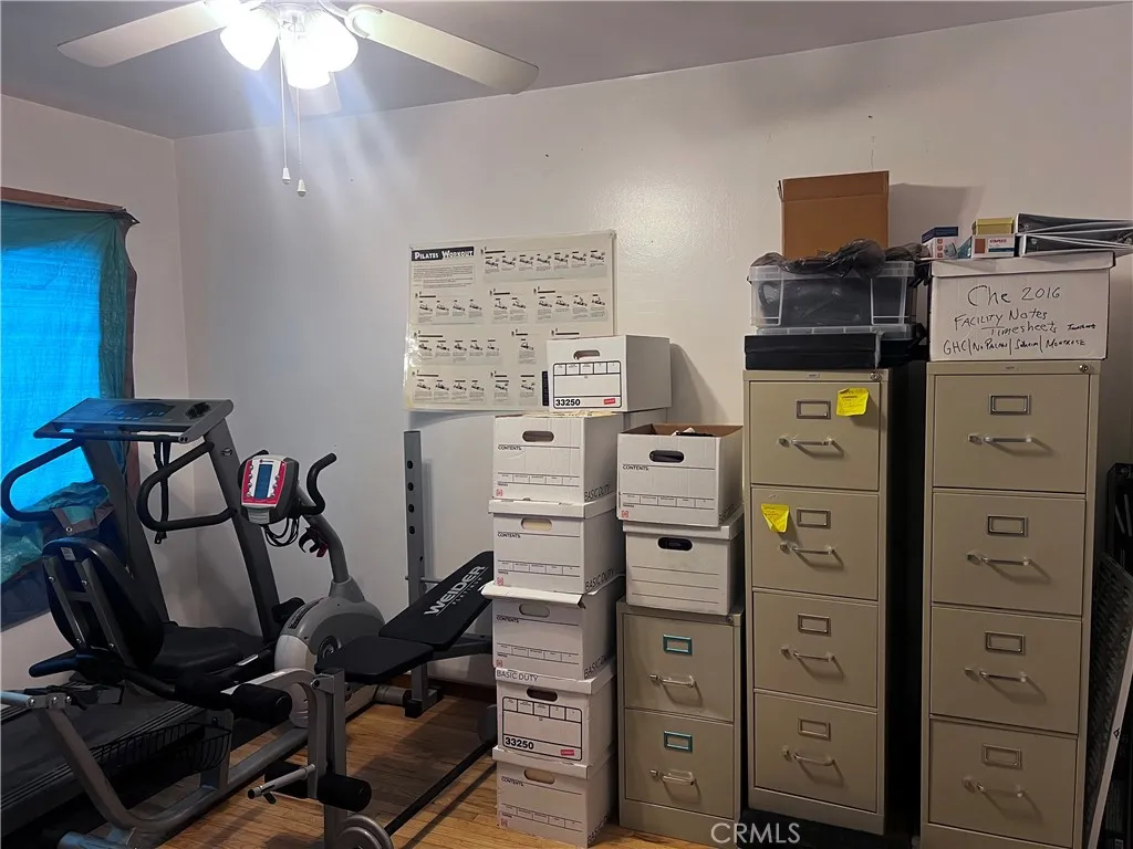17945 Tulsa Street, Granada Hills, California 91344 home-pic-10