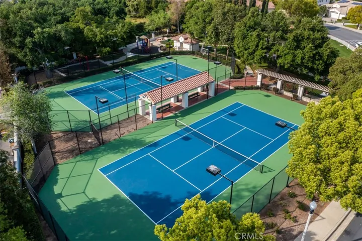 2398 Meadow Glen, La Verne, California 91750