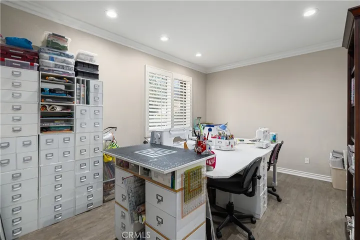 2398 Meadow Glen, La Verne, California 91750