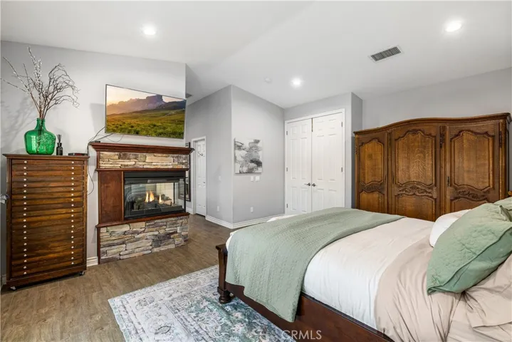 2398 Meadow Glen, La Verne, California 91750
