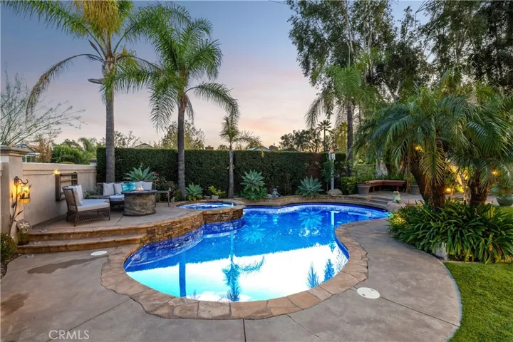 2398 Meadow Glen, La Verne, California 91750