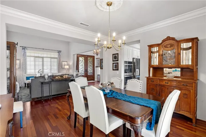 2398 Meadow Glen, La Verne, California 91750