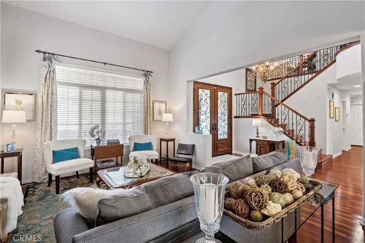 2398 Meadow Glen, La Verne, California 91750