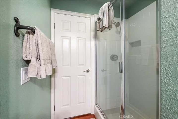 2398 Meadow Glen, La Verne, California 91750