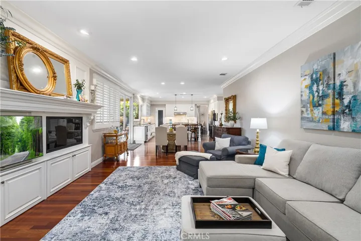 2398 Meadow Glen, La Verne, California 91750