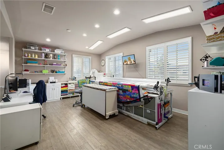 2398 Meadow Glen, La Verne, California 91750