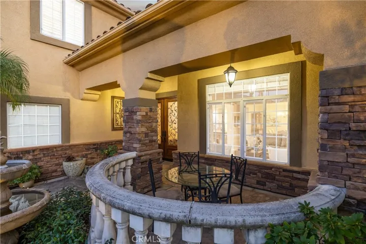 2398 Meadow Glen, La Verne, California 91750