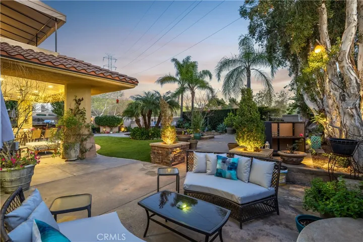 2398 Meadow Glen, La Verne, California 91750