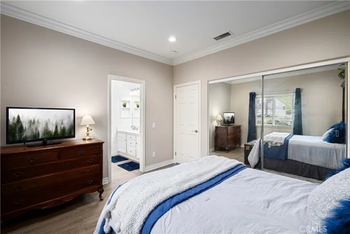 2398 Meadow Glen, La Verne, California 91750