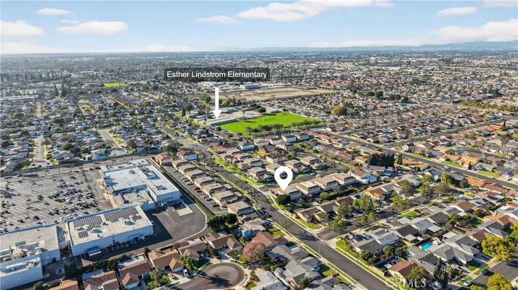 18728 Del Rio Place 2, Cerritos, California 90703 home-pic-21